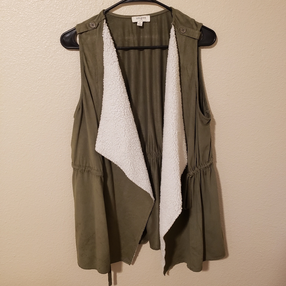 Army green Umgee vest